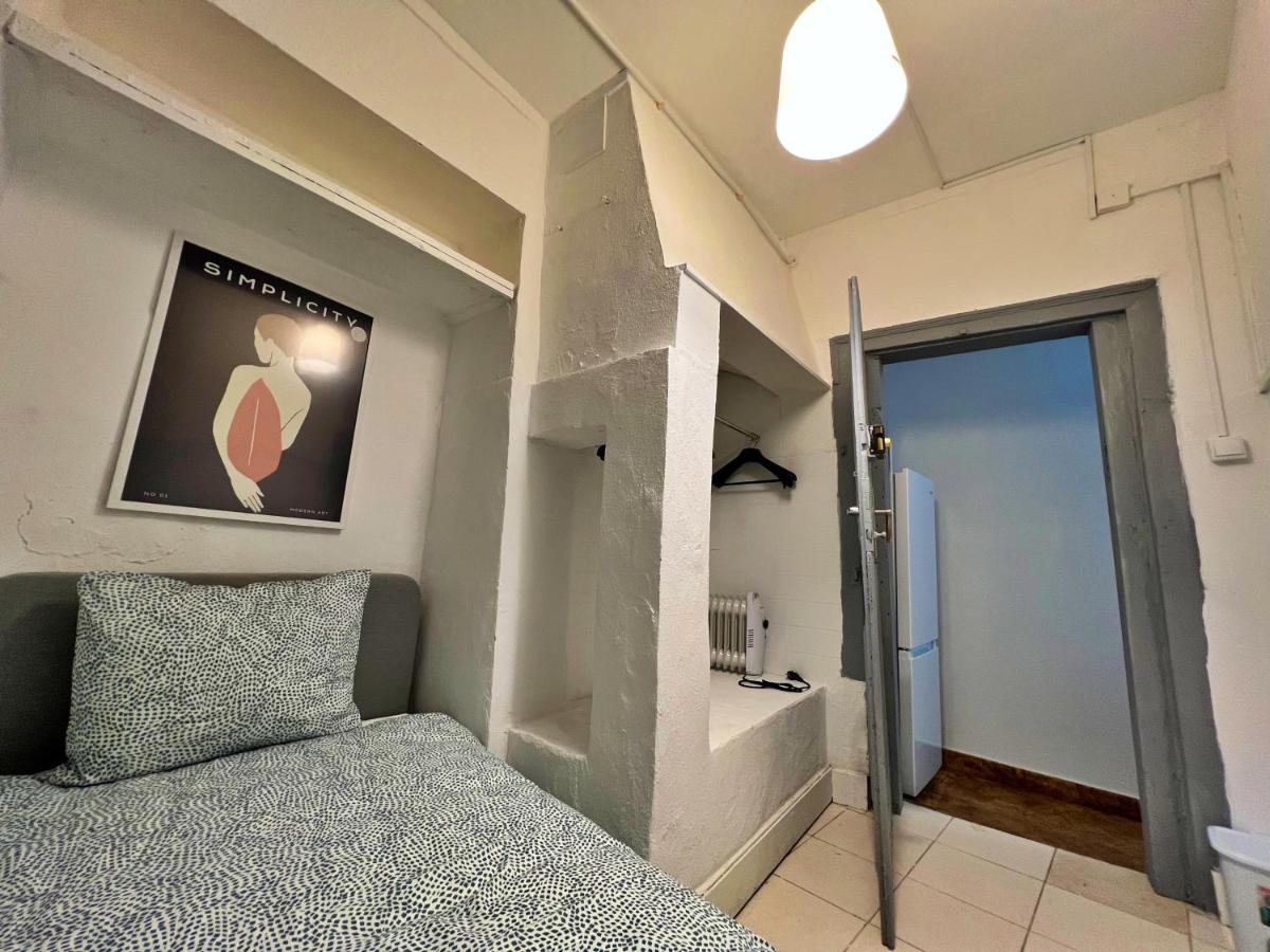 Cosy Mouraria Rooms Лиссабон Экстерьер фото
