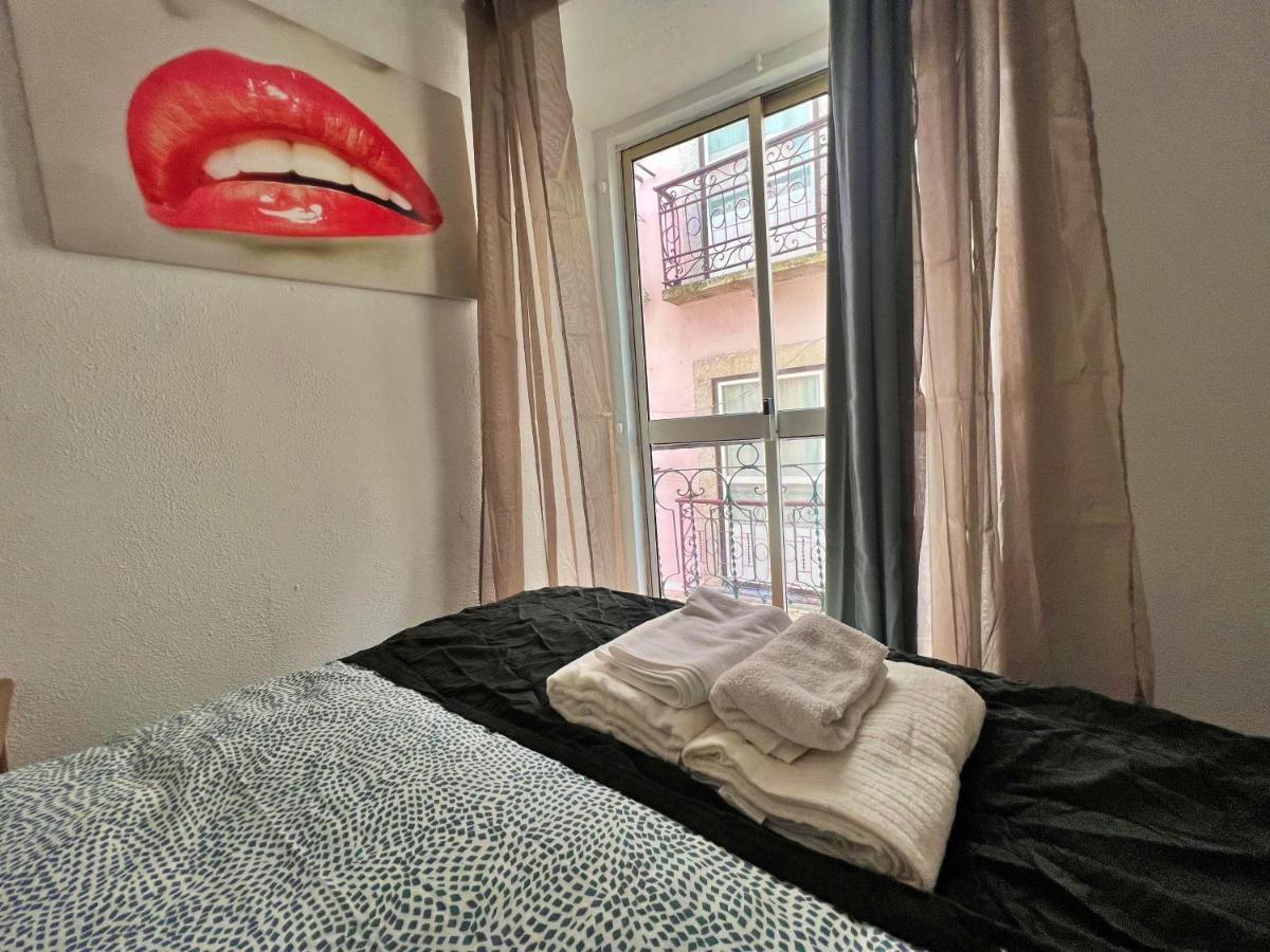 Cosy Mouraria Rooms Лиссабон Экстерьер фото